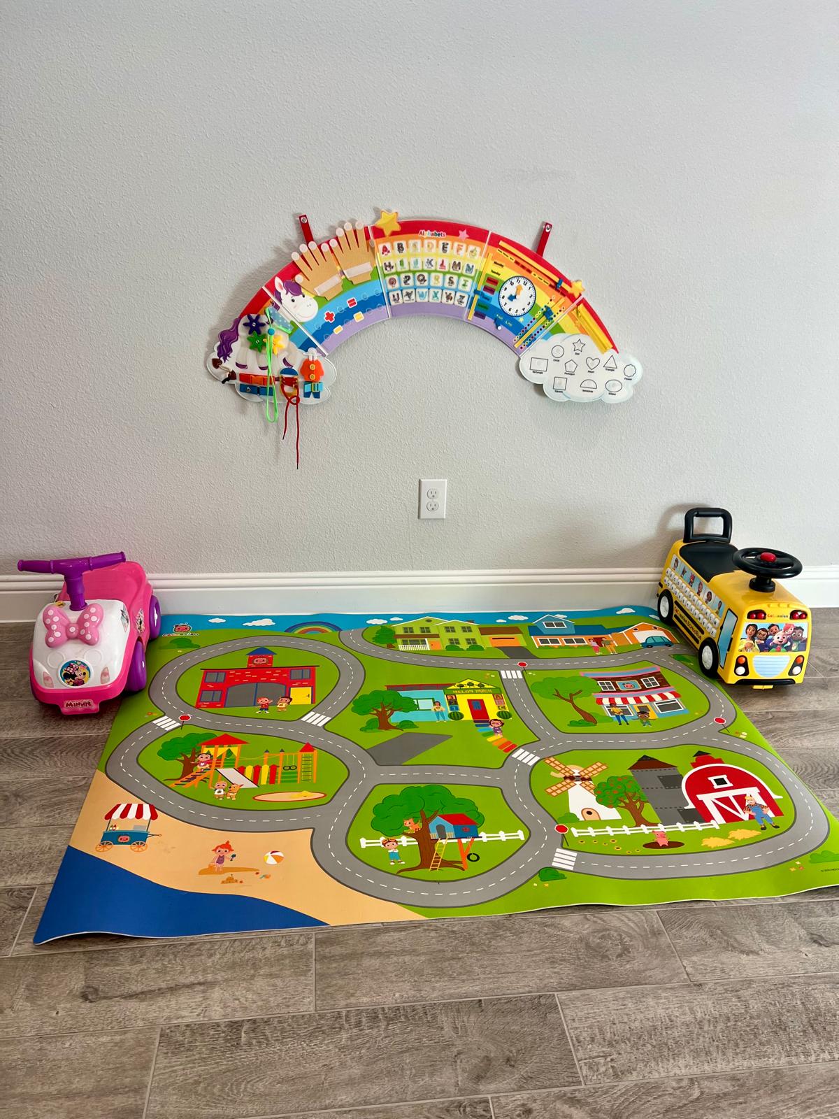 Rainbow wall and play mat